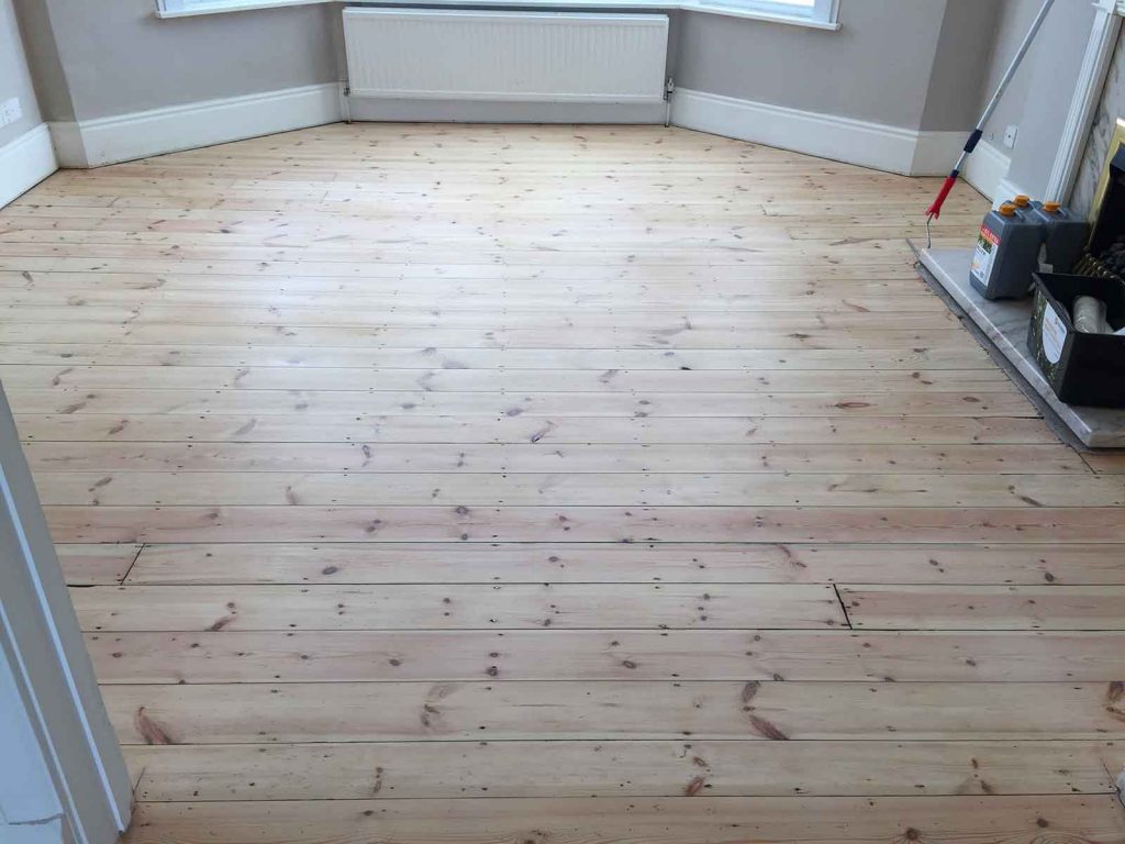 Lounge wood floor sanding