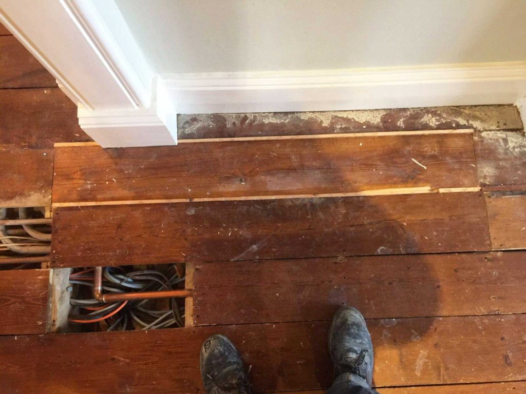 Repairing wooden floor boards